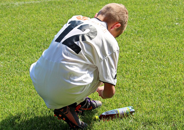 更是一次促 更是一次促